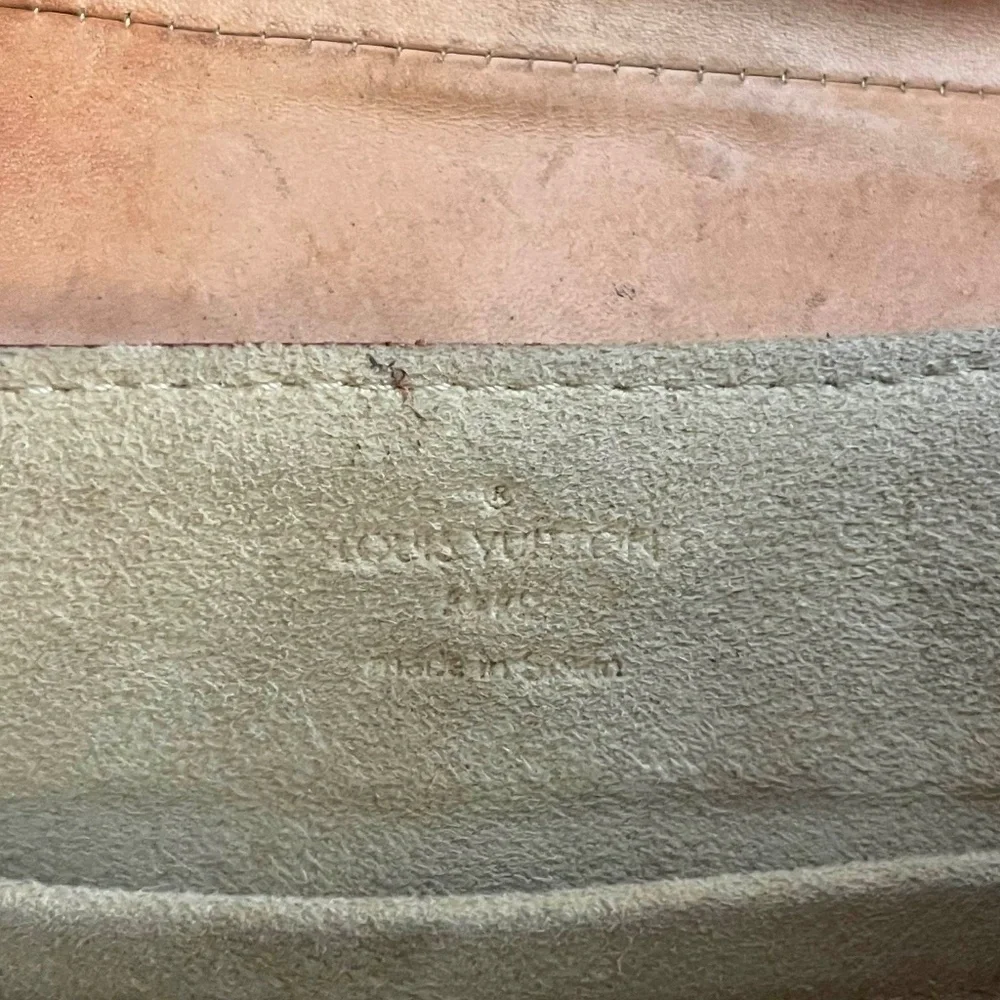 RARE Louis Vuitton Leonor Bag in Monogram - Picture 13 of 15